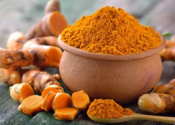 Cách trị rạn da bằng nghệ vừa rẻ lại hiệu quả bất ngờ