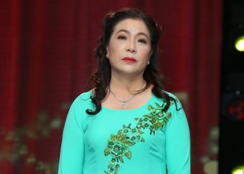 Vợ nhạc sĩ “Hoa sứ nhà nàng” từng đi cào nghêu, làm cỏ, chạy xe ôm 20 năm để nuôi chồng viết nhạc