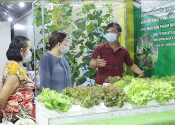 Khai mạc chợ phiên nông sản TP Hồ Chí Minh