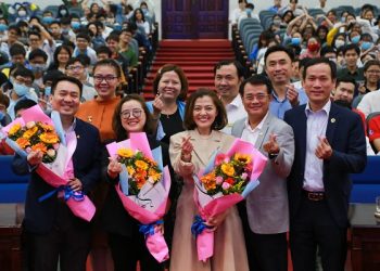 Người trẻ nên bước ra khỏi vùng an toàn, dành thời gian trải nghiệm