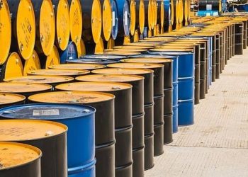 Giá dầu được cải thiện khi nhu cầu thế giới tăng