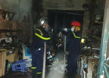 Hà Nội kịp thời cứu thoát 5 người mắc kẹt trong đám cháy lúc rạng sáng