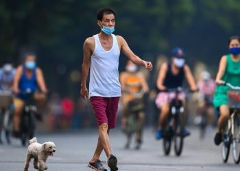 Hà Nội cho phép mở lại trung tâm thương mại, thể thao ngoài trời từ ngày 28/9