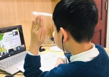 An Giang: Cho học sinh tạm dừng học online