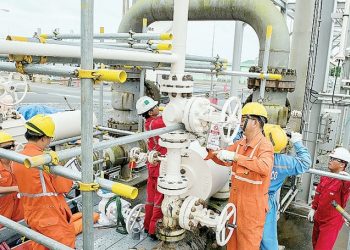 Người lao động vận hành các công trình khí làm việc tối đa 12 giờ/ngày