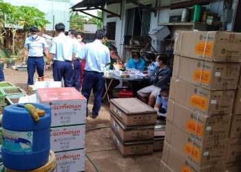 Bắt giữ hơn 3.600 lít thuốc bảo vệ thực vật chứa hoạt chất cấm sử dụng ở Việt Nam