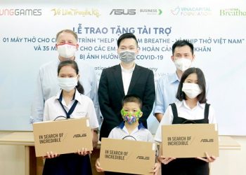 Công ty Cổ phần VNG trao tặng 35 máy tính cho trẻ em và 01 máy thở chống dịch