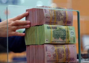 Rục rịch tăng lãi suất huy động của ngân hàng