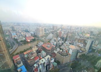 TP HCM: Ngân hàng rao bán hàng ngàn m2 nhà đất ở trung tâm quận 1