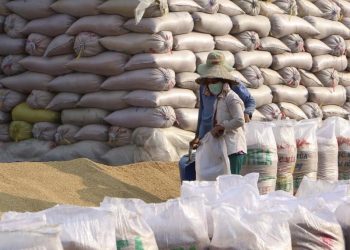 Chi phí tăng vọt, doanh nghiệp xuất khẩu TP.HCM lo không xuất được hàng