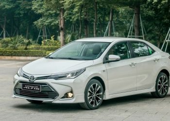 Toyota, Honda, Ford, Mitsubishi giảm giá mạnh sau Tết