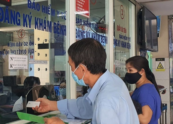 Thí điểm khám, chữa bệnh bảo hiểm y tế bằng căn cước công dân gắn chíp