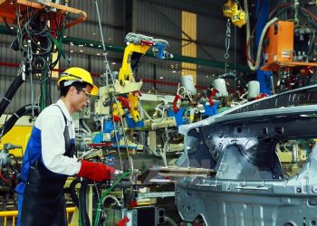 Doanh nghiệp sẽ được nộp chậm 06 tháng tiền thuế giá trị gia tăng