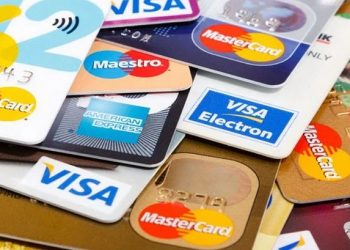 Thương mại điện tử, tín dụng tiêu dùng liên tục bị khiếu nại