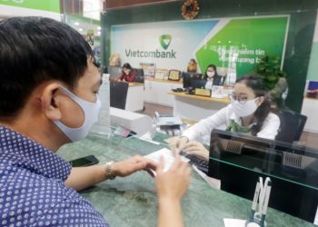 Lãi suất liên ngân hàng giảm