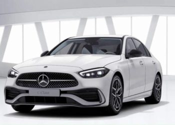 Mercedes-Benz triệu hồi gấp hàng loạt mẫu xe ăn khách tại Việt Nam