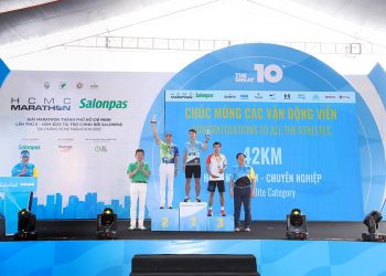 Hàng ngàn người chạy khai xuân 2023 tại giả Salonpas HCM Marathon lần thứ 10