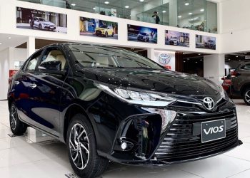 Nhập khẩu ô tô vào Việt Nam tăng mạnh