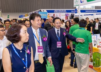 Khai mạc Triển lãm Công nghiệp hóa chất Việt Nam lần thứ 18 và các triển lãm chuyên đề: Công nghệ – sản phẩm ngành nhựa, Cao su săm lốp, Chất kết dính và băng keo, Sơn và vật liệu phủ