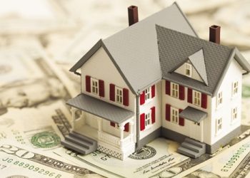 Nhiều doanh nghiệp địa ốc vẫn đang phải vật lộn vì thiếu hụt dòng tiền