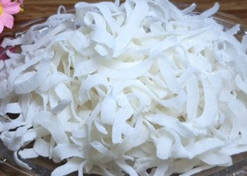 Cách chọn dừa ngon làm mứt ăn ngày Tết