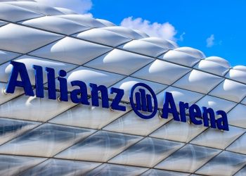 Các chuyên gia tài chính nói gì về Allianz sau kết quả kinh doanh 2023