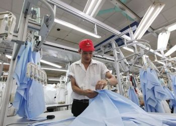 Xuất khẩu Việt Nam tăng trưởng mạnh trong nửa đầu năm 2024