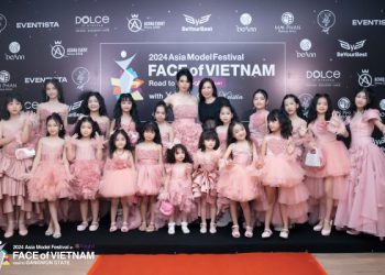 Thương hiệu thời trang beAnn by Yến Ngô mang thiết kế hơn 1000 bông hoa mở màn chung kết Face Of VietNam 2024