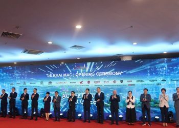 Khai mạc Triển lãm Vietnam Motor Show 2024: Công nghệ mở tương lai xanh