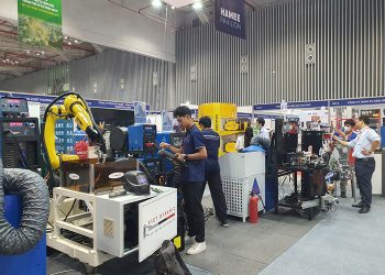 Khai mạc Triển lãm VINAMAC EXPO 2024