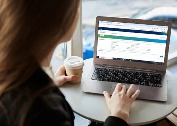 Dễ dàng quản lý hợp đồng bảo hiểm với cổng thông tin khách hàng MetCare