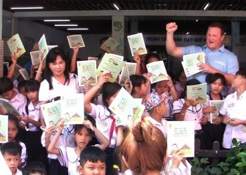 Trung tâm Nhân đạo Quê Hương tổ chức Lễ cưới tập thể cho 123 cặp đôi khiếm khuyết