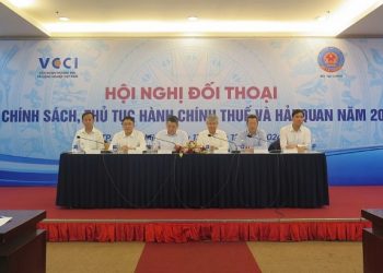 Hội nghị đối thoại về chính sách, thủ tục hành chính thuế và hải quan năm 2024 tại TP.HCM