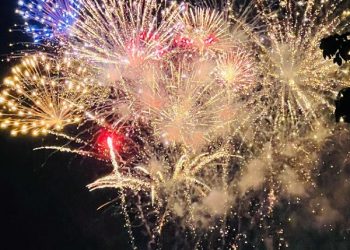 TP.HCM bắn pháo hoa tại nhiều địa điểm trong dịp 30-4