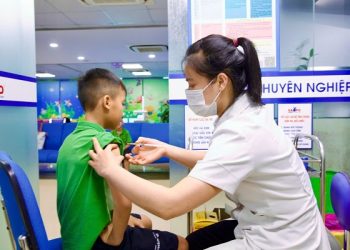Chủ động phòng cúm mùa cho trẻ em mùa tựu trường