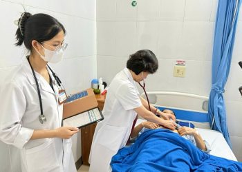 Đề xuất khám sức khỏe miễn phí cho người cao tuổi, người nghèo từ năm 2026