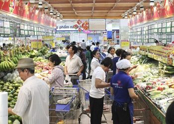 Sức mua tăng mạnh, bán lẻ hàng hóa và dịch vụ thu gần 3,9 triệu tỷ đồng sau 6 tháng