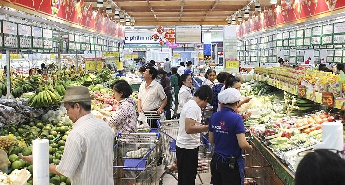 Sức mua tăng mạnh, bán lẻ hàng hóa và dịch vụ thu gần 3,9 triệu tỷ đồng sau 6 tháng