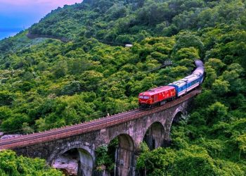Quảng Trị – Huế kiến tạo hệ sinh thái du lịch trên đường ray