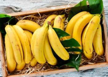 Ăn 3 quả chuối mỗi ngày theo lời hàng xóm, người đàn ông bất ngờ khi đi khám