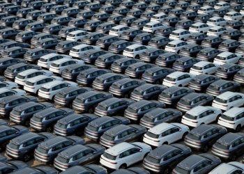 Ô tô Trung Quốc tràn ngập thị trường Việt Nam?